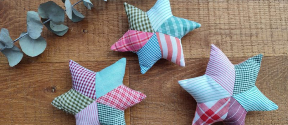 Étoiles de patchwork : jolies suspensions à coudre pour Noël.
